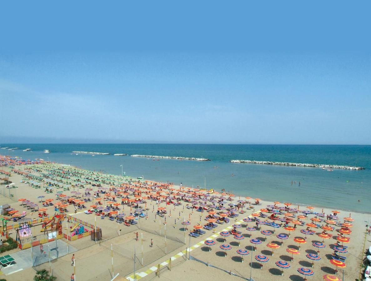 Residence Ducale Rimini Exterior photo